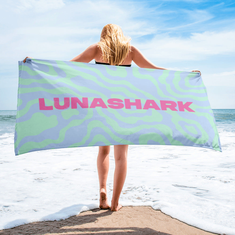 Luna Shark Towel
